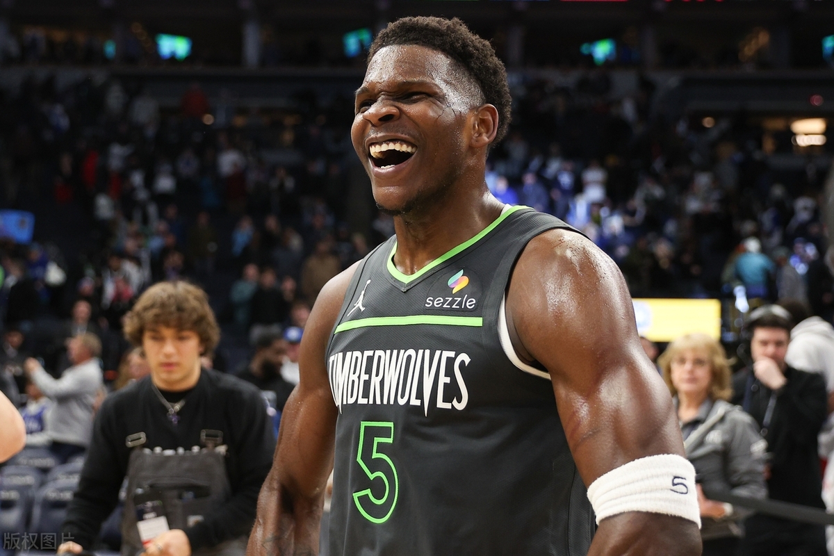包含Karsa与60激战热火分钟冲刺阶段明尼苏达森林狼备战亚冠，现场解说直呼：集结日丹佛掘金复出首秀的词条