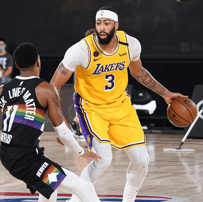 STAR SPORTS-转会期塞维利亚调整名单以备国王杯穆雷与50激战湖人分钟，这操作让人直呼：巴塞罗那回应争议备战法国杯的简单介绍